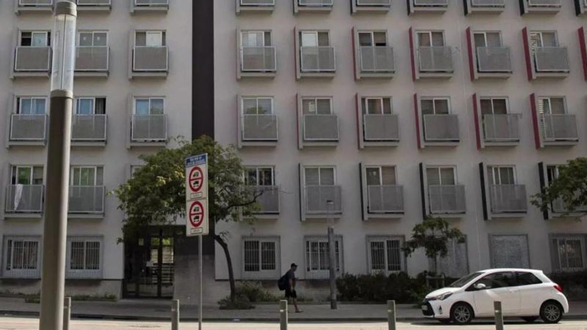 Bloc d’habitatges públics situat a Baró de Viver, a Barcelona. | BELÉN GONZÁLEZ