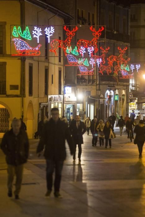 Luces navideñas en Oviedo