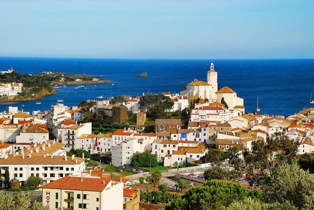 Cadaqués, el poble costaner més bonic d'Espanya