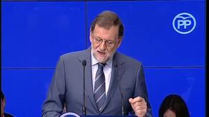 Mariano Rajoy, ha dejado muy claro ante la Junta Directiva Nacional de su partido que su primer objetivo es la aprobación de los Presupuestos para 2017 y del techo de gasto. El PSOE niega que vaya a apoyar sus cuentas, algo confirmado esta misma mañana por la presidenta andaluza Susana Díaz.