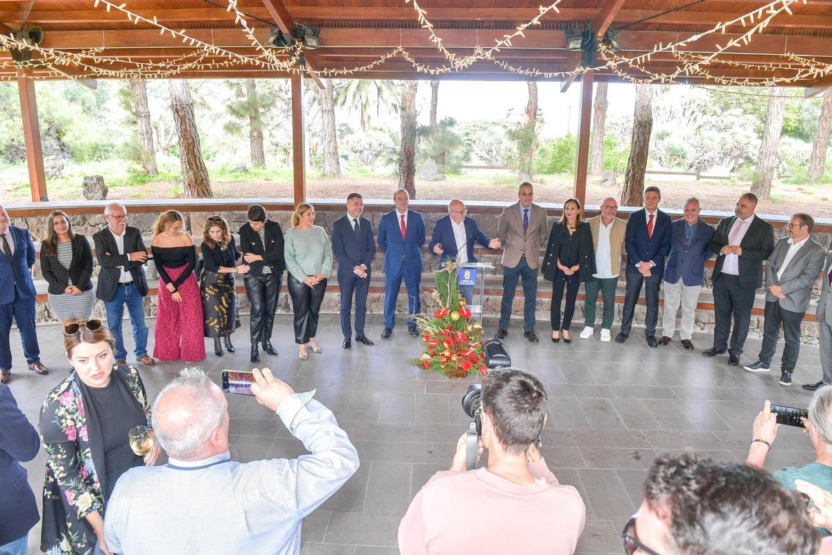 Brindis del presidente del Cabildo en el Jardín Canario