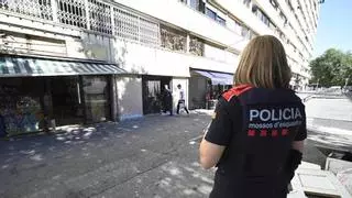 Localizado el cadáver de un bebé dentro de una bolsa en un bloque de La Mina