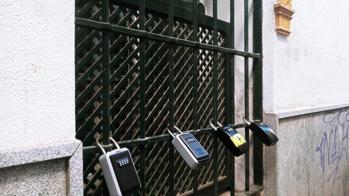 El Supremo establece cómo las comunidades de propietarios pueden prohibir pisos turísticos