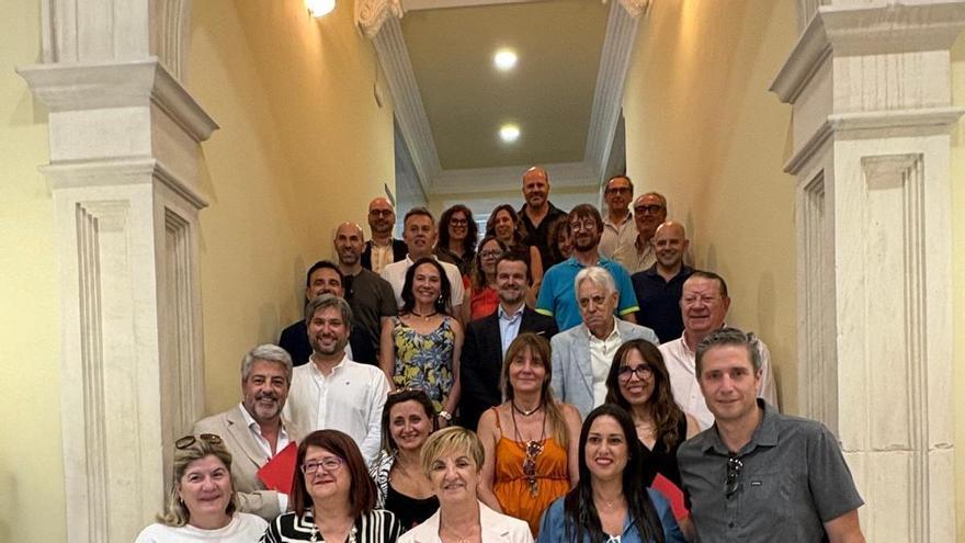 Lucia Pascual renueva como presidenta de la Cámara de Alcoy
