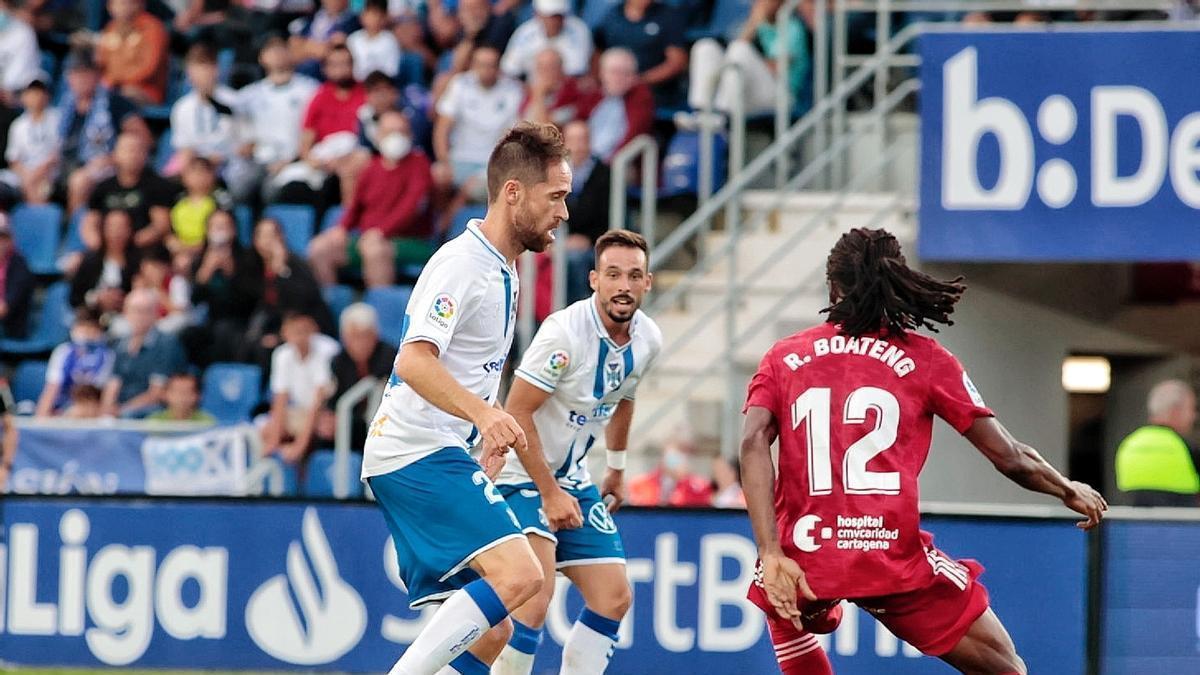 Míchel Herrero en un partido entre CD Tenerife y Cartagena