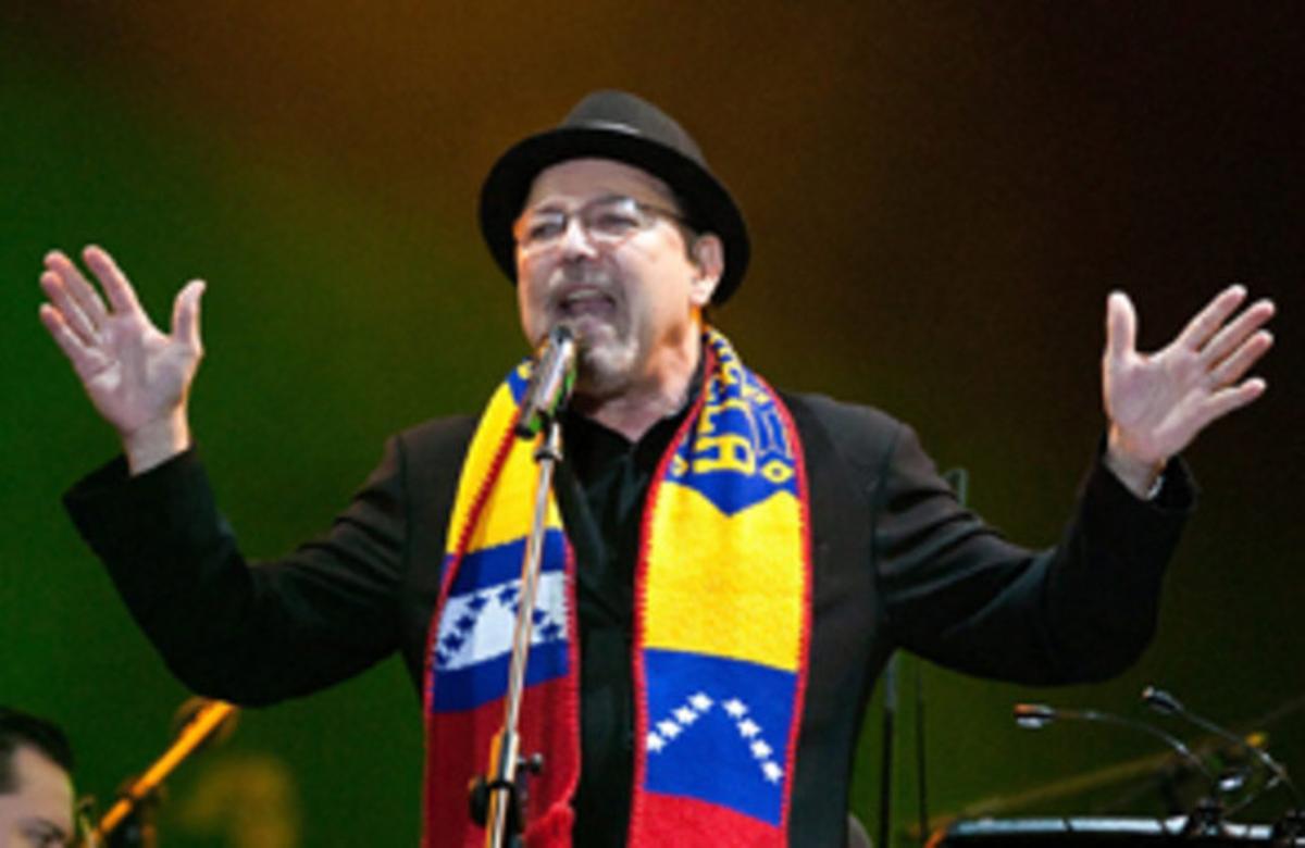 El cantant panameny Rubén Blades, durant un concert a Caracas, diumenge.
