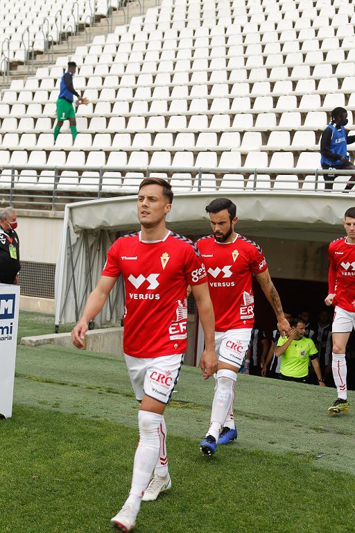 El Real Murcia no levanta cabeza (0-0)