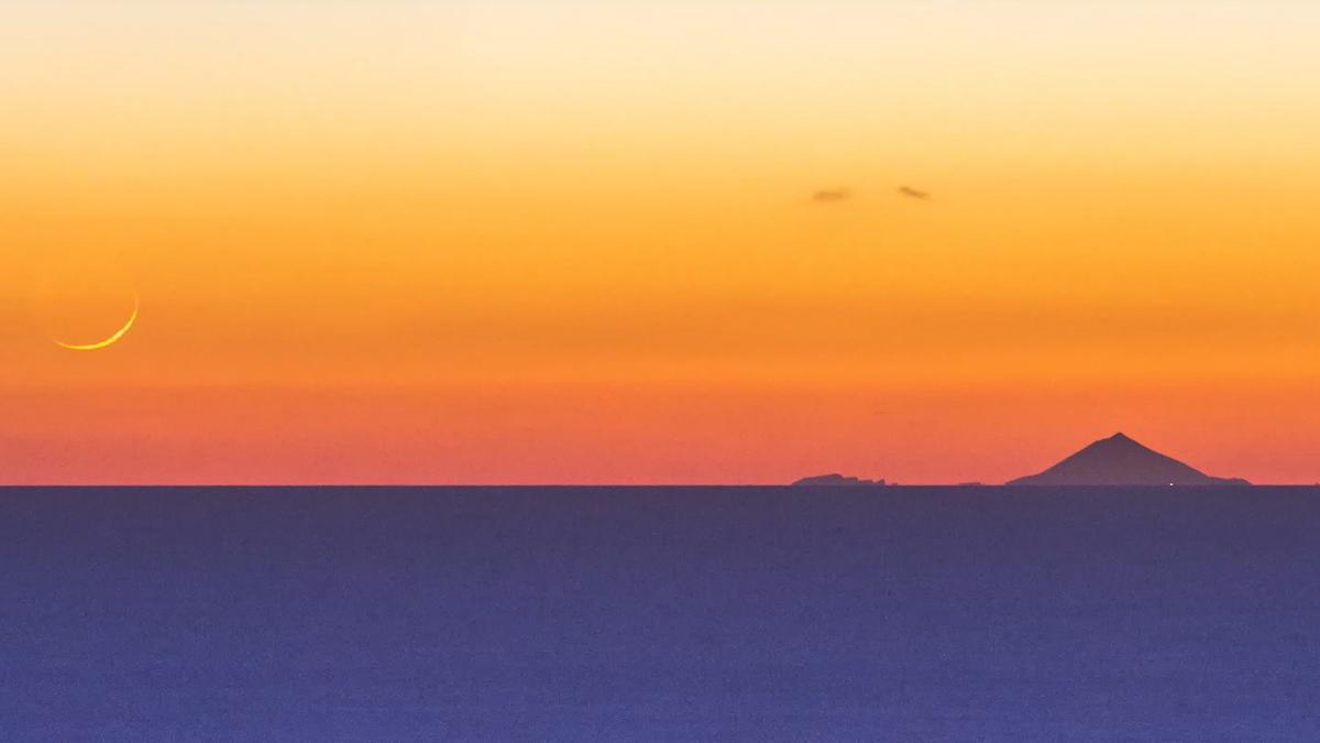 Los Ajaches, Lanzarote, contemplan al Teide