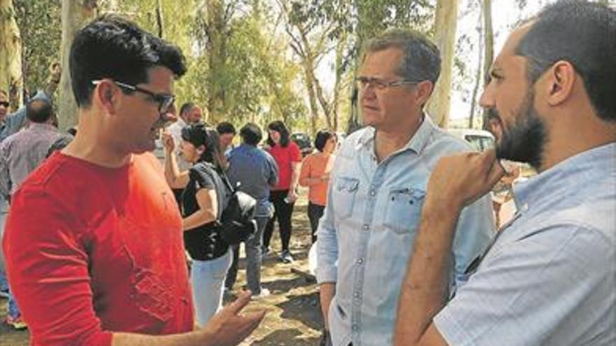 IU y PCE celebran con distintos actos el aniversario de la República española