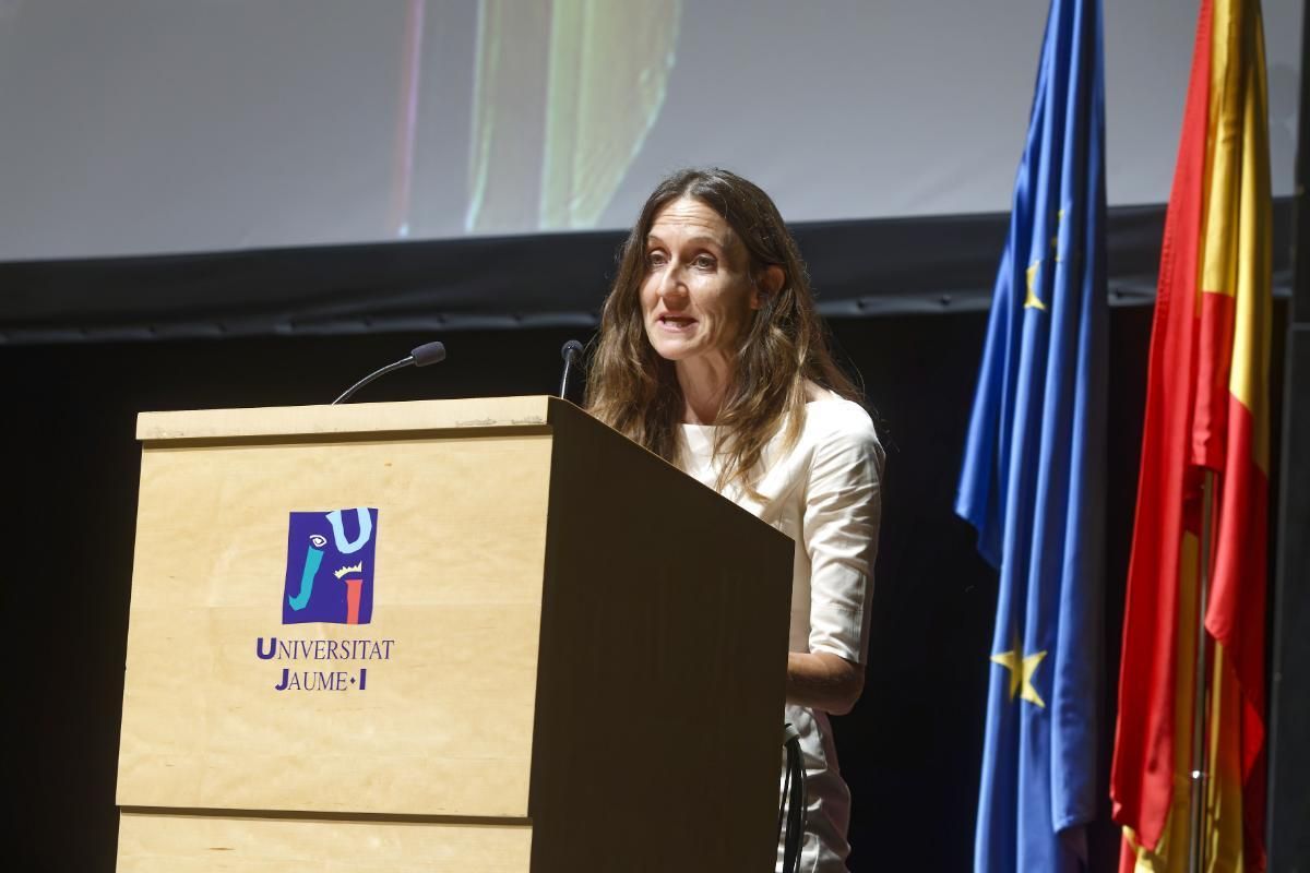 Galería | La Jaume I gradúa a 92 estudiantes de Enfermería y a 84 de Medicina