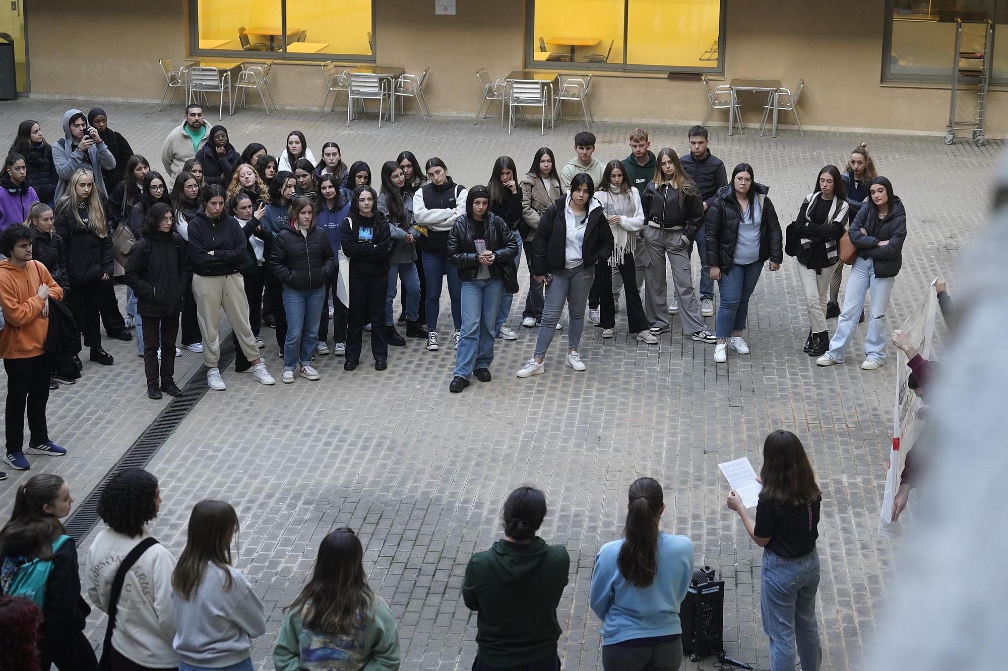 Protestes a la UdG pels casos d'assetjament sexual