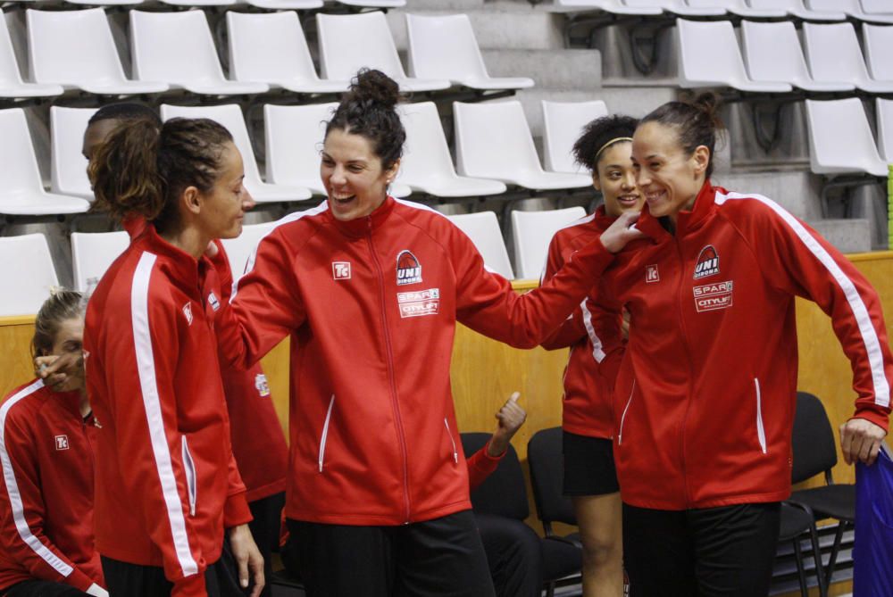 Entrenament de l'Spar Citylift Girona abans de la final de la lliga femenina
