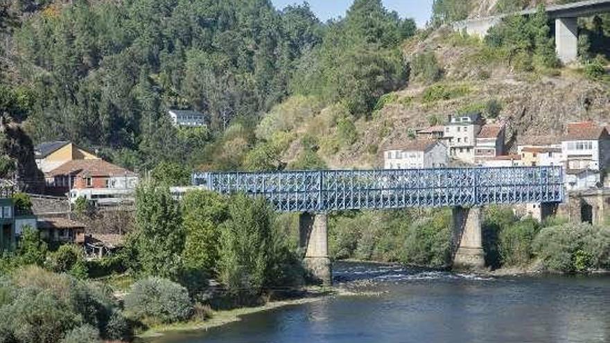 Puente de Os Peares. // Carlos Peteiro