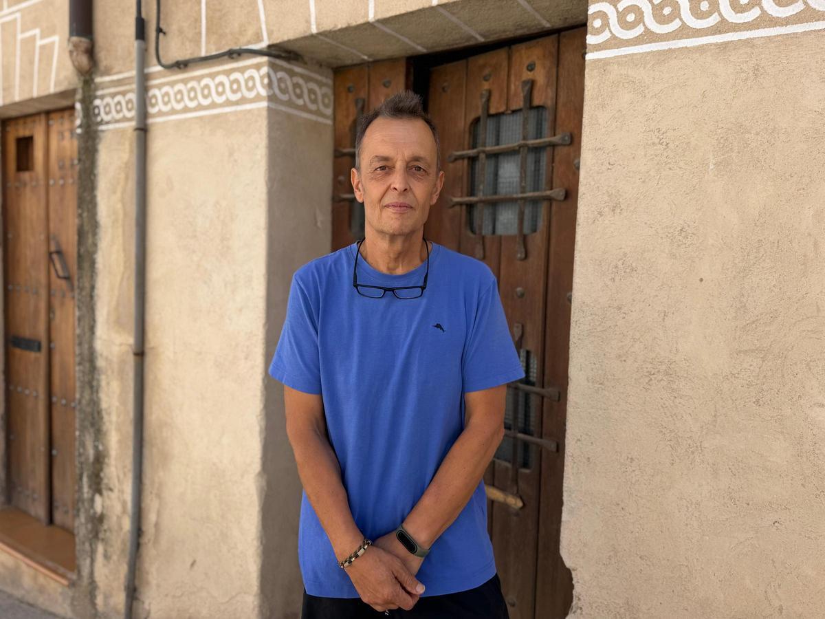 Manuel Santiago, residente en la calle Caleros.