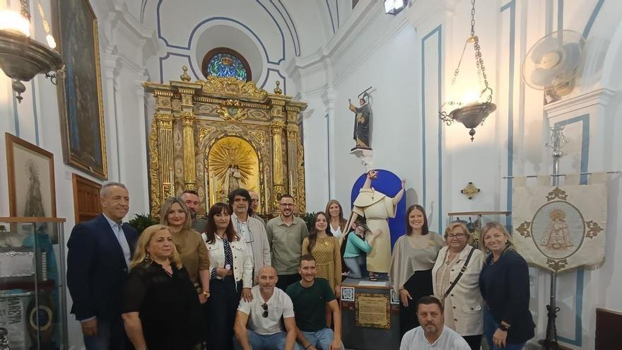 El ninot indultat de Torrent 2026, homenaje al Pare Jofré, ya luce en la Capilla del Capitulet