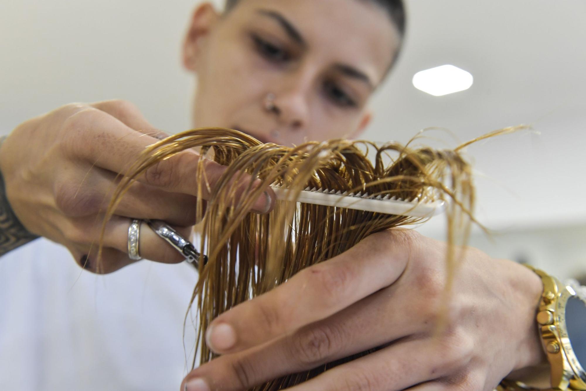 Academia de barbería y peluquería Arnao, en Telde