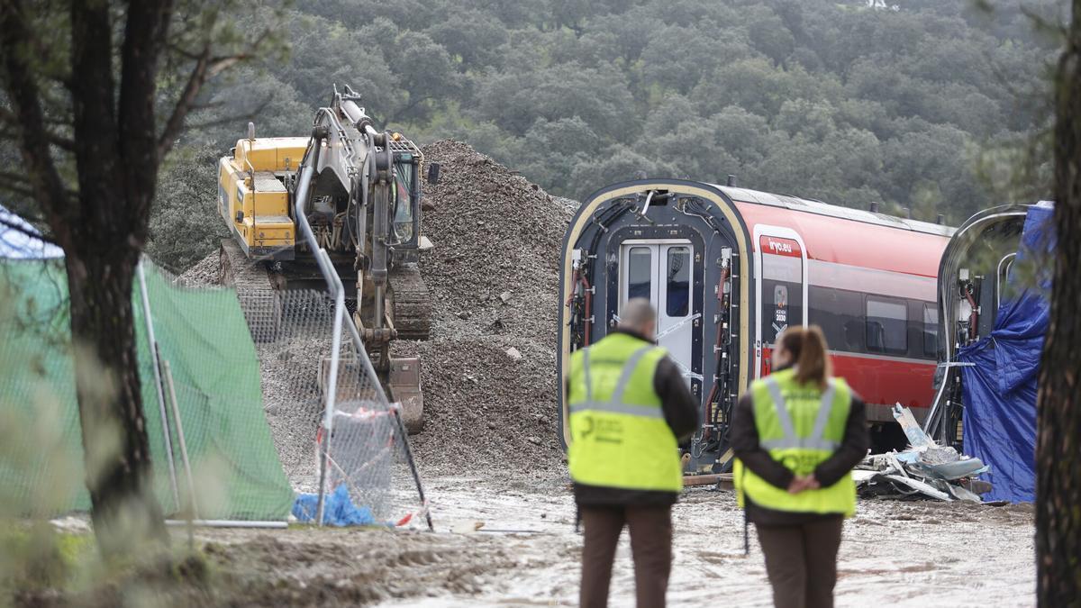 El juzgado da tres días al Colegio de Ingenieros para elegir a los peritos que harán el informe técnico del accidente de Adamuz