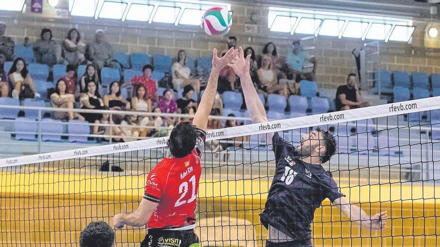 Voleibol: Derbi en Son Moix para desempatar el cara a cara entre el Voley Palma y el ConectaBalear