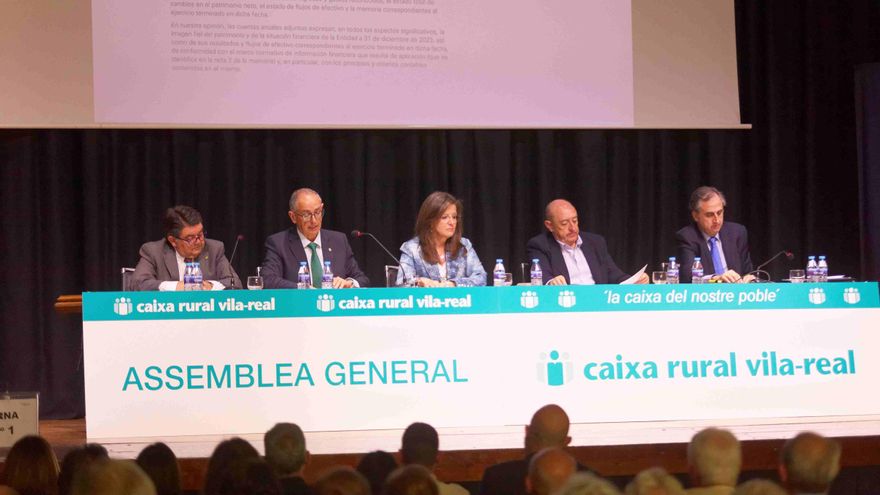 Las imágenes de la asamblea general anual de Caixa Rural Vila-real