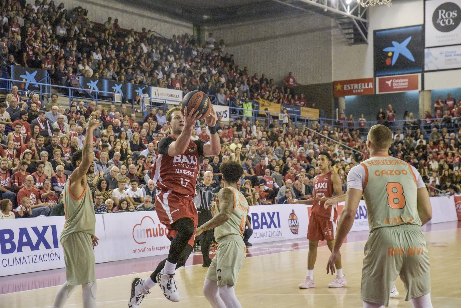 Les imatges de la victòria del Baxi contra el Baskonia