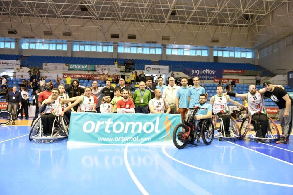 Baloncesto sobre ruedas en el Príncipe de Asturias