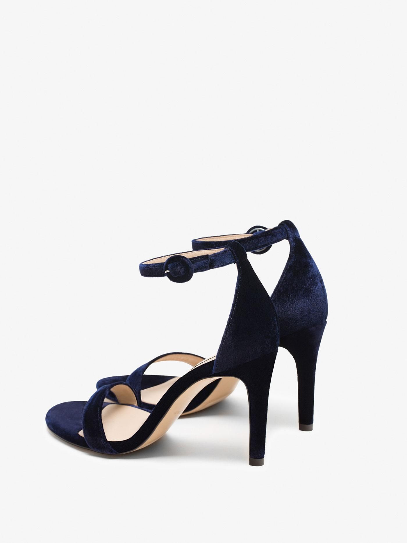 Sandalia terciopelo azul, Massimo Dutti