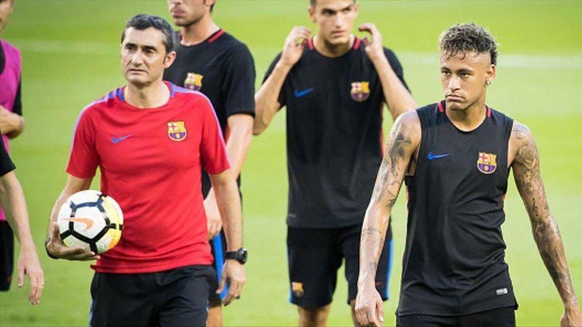 Valverde y Neymar, durante una sesión