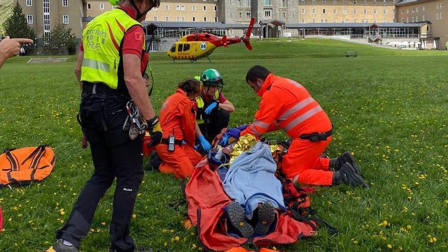 Rescaten un excursionista que ha caigut per un desnivell de 200 metres al pic de l&#039;Àliga