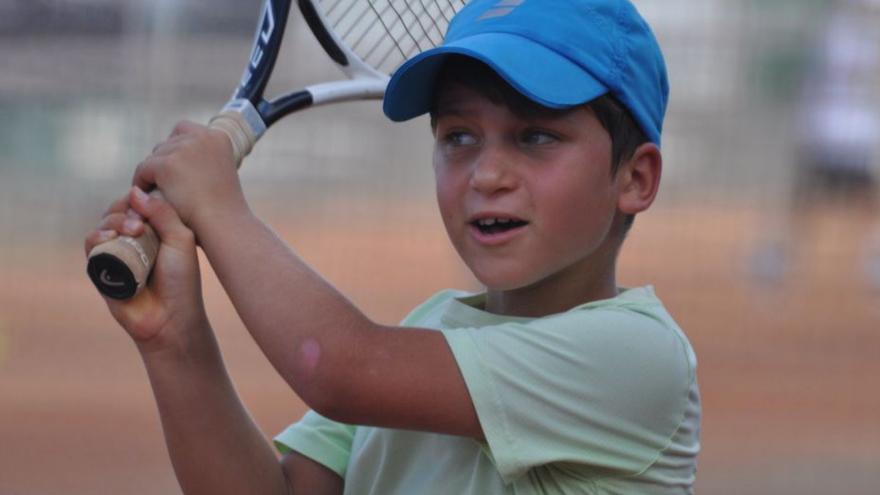 Elena Pérez y Cristina García, a segunda ronda  de la Yellow Bowl en sub 12