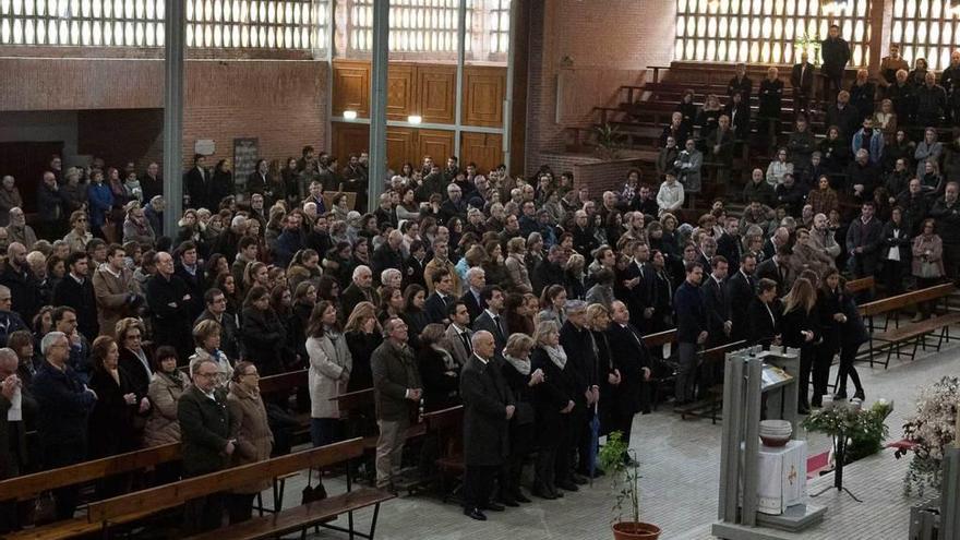 Funeral por Pipo Cuervo, ayer, en la iglesia de San Pablo de la Argañosa.