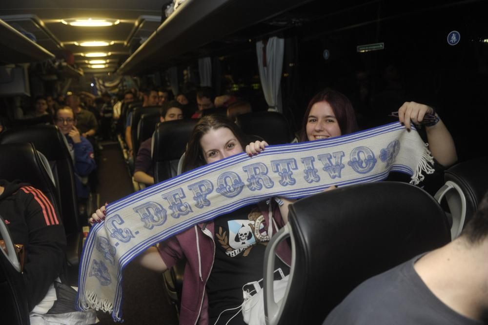 La afición del Deportivo ya va camino de Sevilla