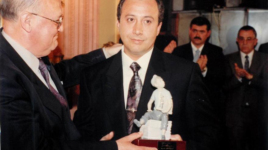 Fernando Ripoll recoge el premio