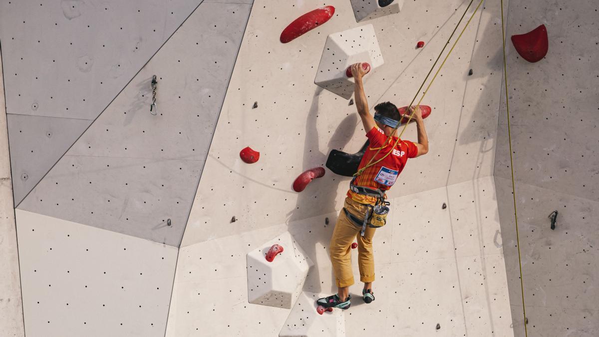 Simón continúa la vía en la competición de Innsbruck.