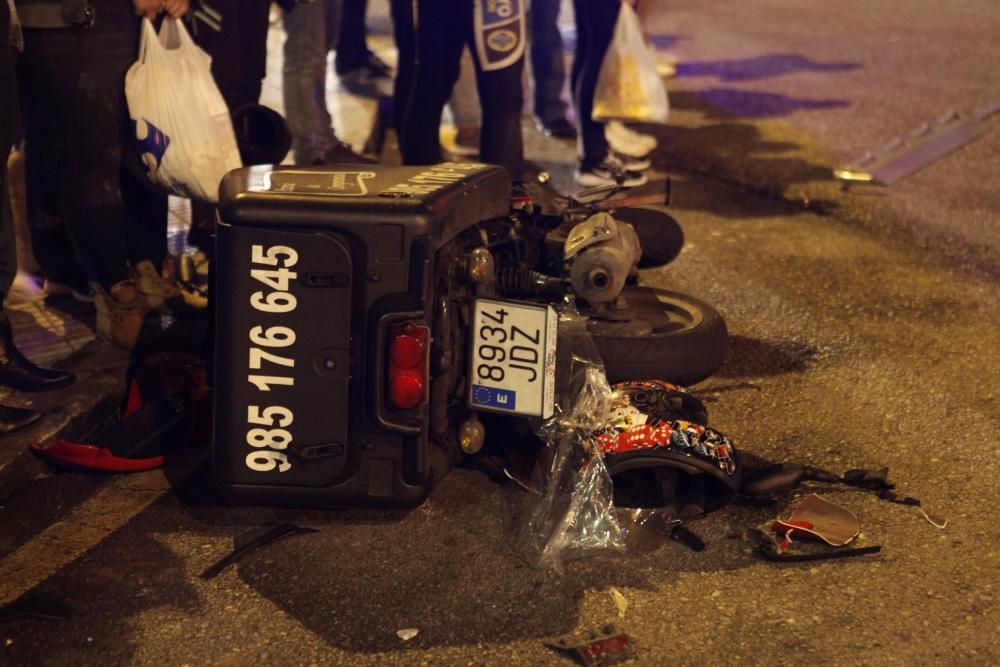 Dos heridos tras colisionar sus motos en un punto negro en Gijón