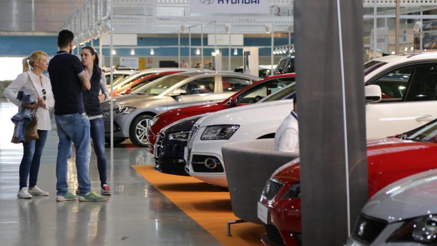 Las ofertas de los concesionarios frenan las ventas de vehículos usados