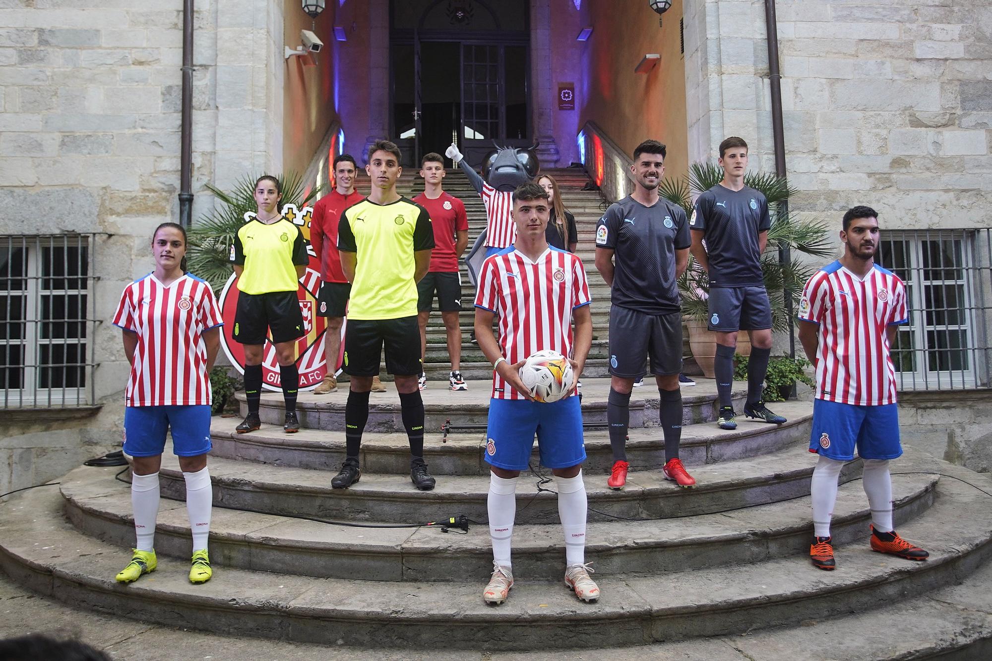 El Girona presenta les equipacions per la temporada 2021-22