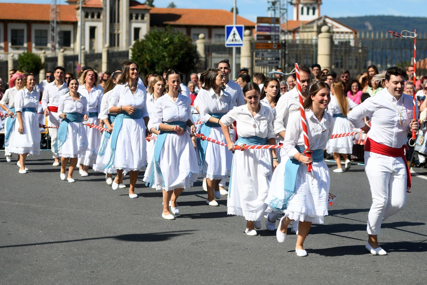 La Danza de Espadas de Marín rompe con dos años de pandemia