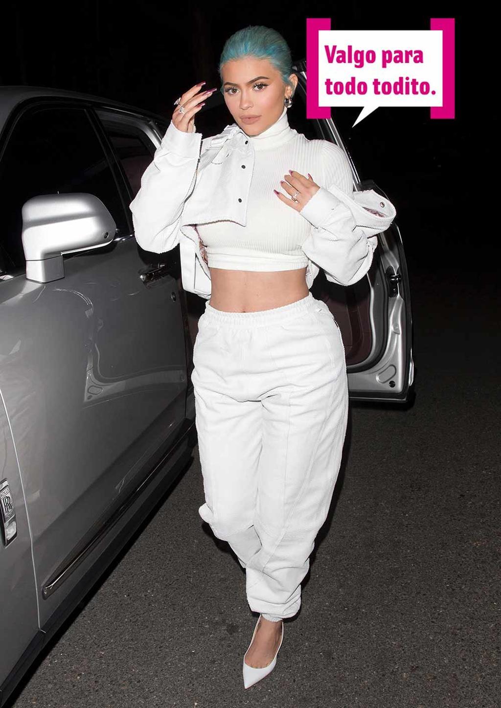 Kylie Jenner con bocadillo de Valgo para todo todito