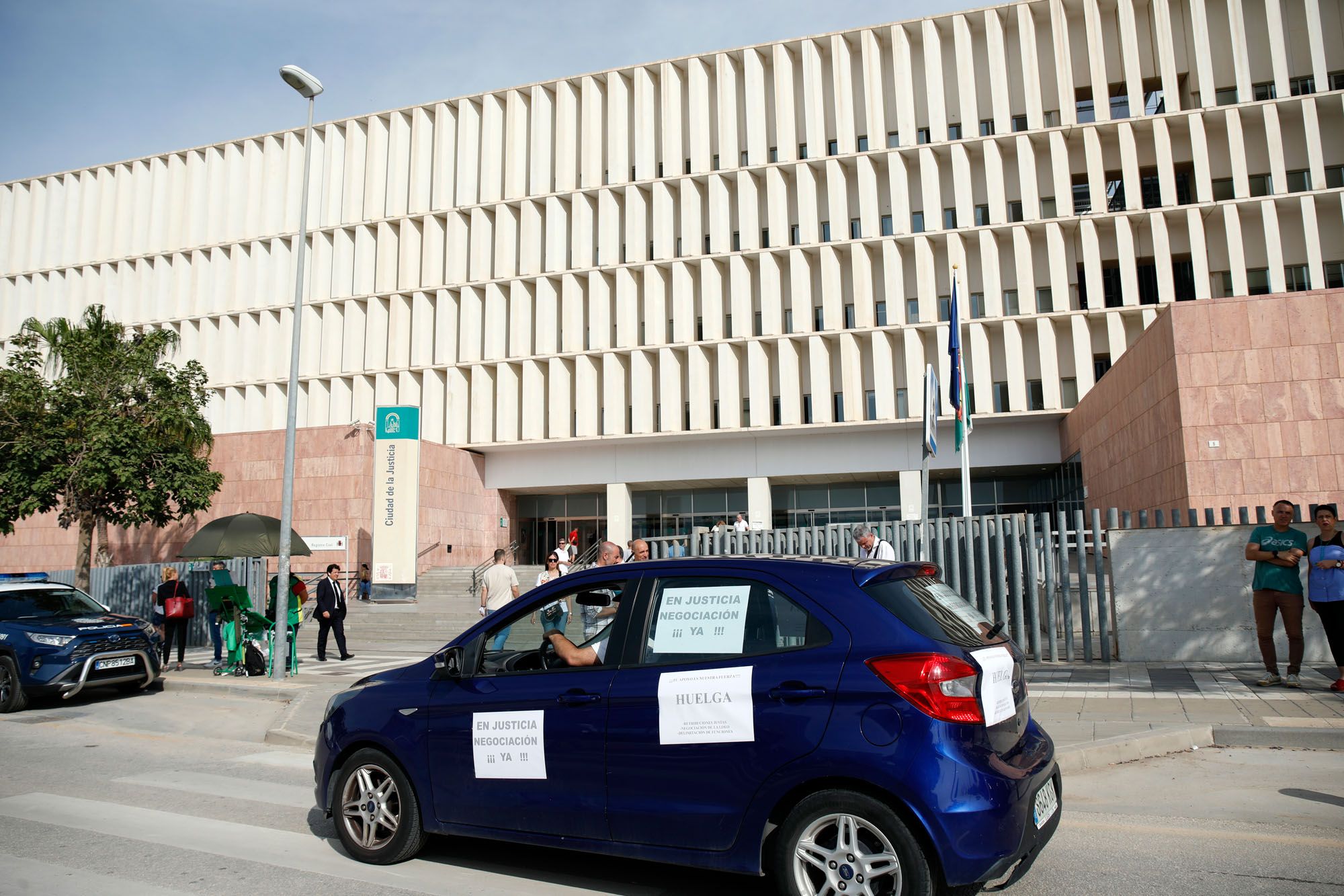 Caravana de protesta del personal de Justicia de Málaga. Junio 2023.