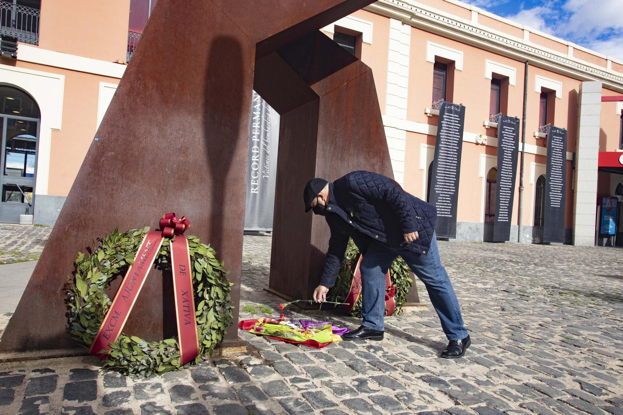 Homenaje a las víctimas del Bombardeo de Xàtiva de 1939