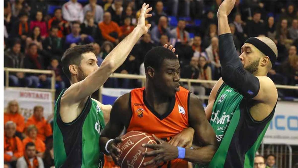 Diagne juega en el Fuenlabrada