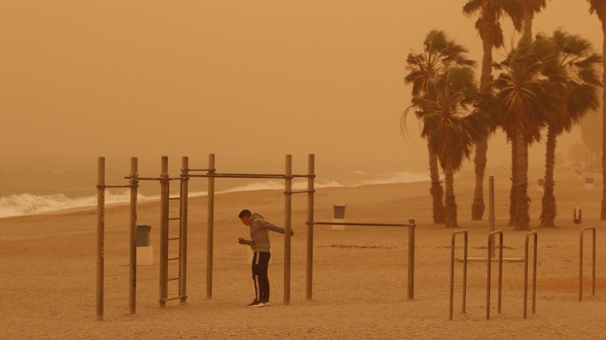 Más calima, precipitaciones y la entrada de un nuevo frente atlántico hoy