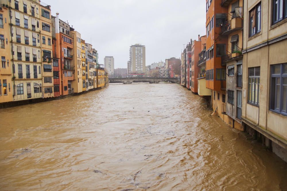 Pas de l'Onyar per Girona