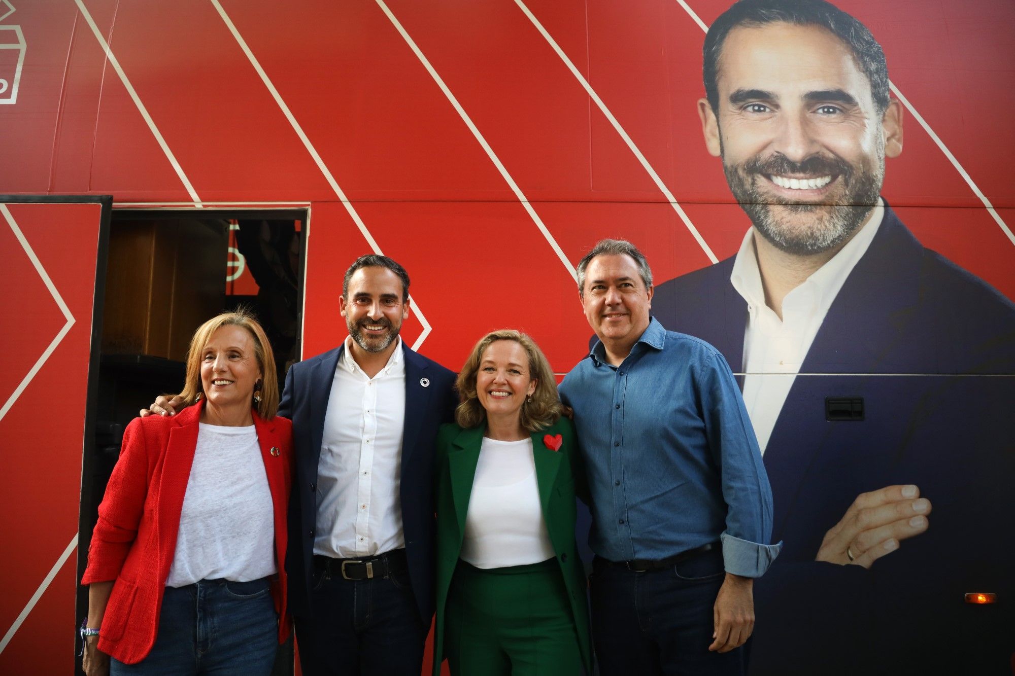 Calviño y Espadas apoyan a Dani Pérez en el acto de fin de campaña del PSOE en Málaga capital