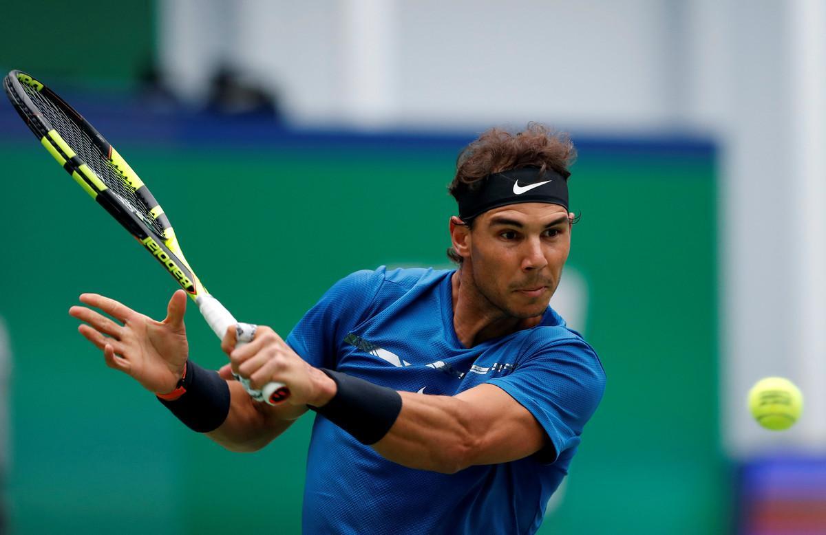 Tennis - Shanghai Masters tennis tournament - Shanghai, China - October 13, 2017 - Rafael Nadal of Spain in action against Grigor Dimitrov of Bulgaria. REUTERS/Aly Song Tennis - Shanghai Masters tennis tournament - Shanghai, China - October 13, 2017 - Rafael Nadal of Spain in action against Grigor Dimitrov of Bulgaria. REUTERS/Aly Song