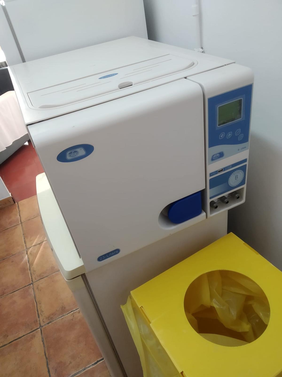 Autoclave para desinfectar que los sanitarios consideran innecesario