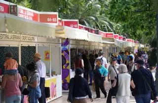 La Feria del Libro de Málaga abre con éxito su nueva etapa: un 10% más de ventas