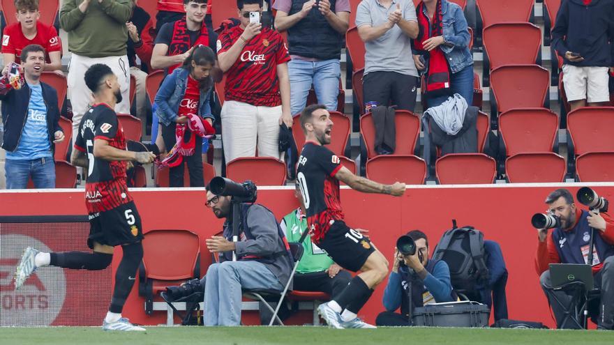 Darder celebra su gol ante el Valladolid.