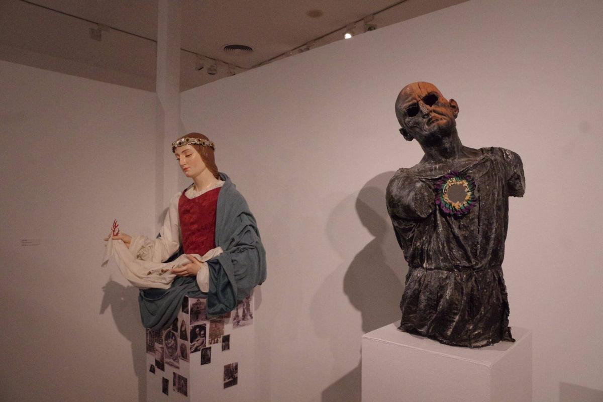 El escultor malagueño José Cano (2004) plantea una lectura emocional de los sucesos de mayo de 1931, 95 años después, en una exposición en la Agrupación de Cofradías