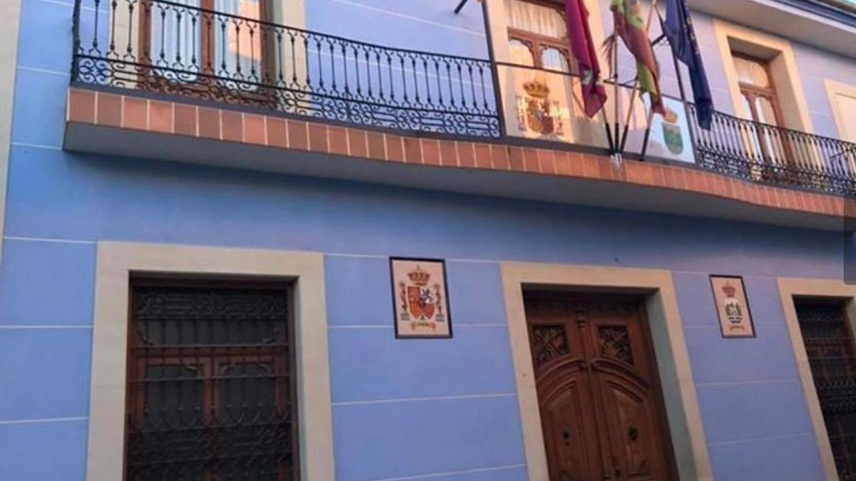 Fachada del Ayuntamiento de Fortuna.